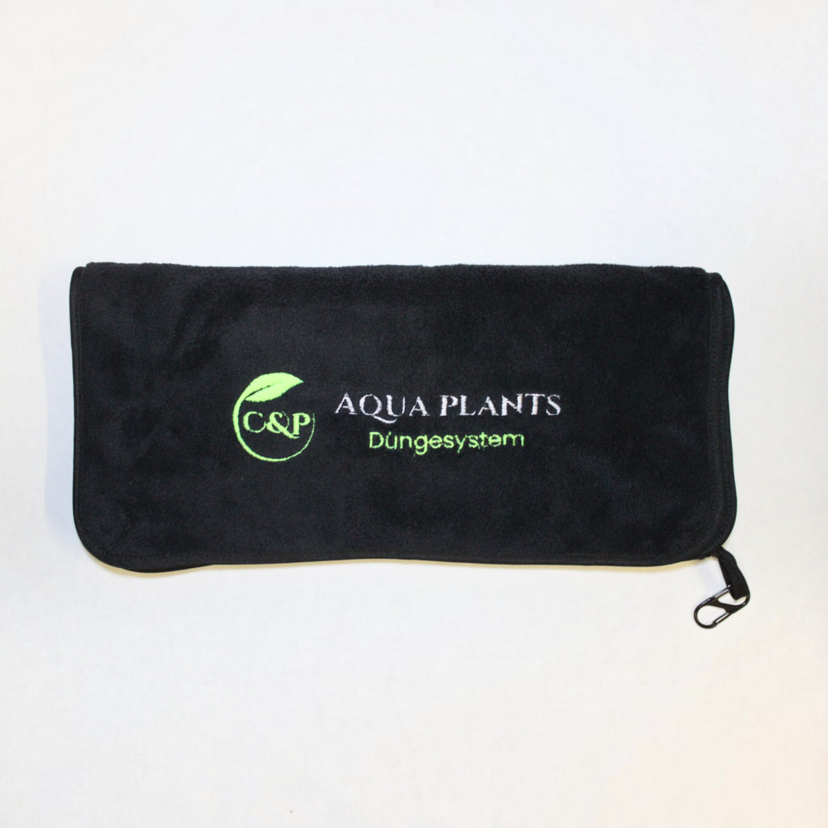 Schwarzes C&P Aquaplants Mikrofaser-Handtuch mit Karabiner und aufgesticktem Logo für den täglichen Gebrauch